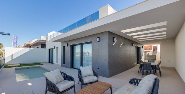 Villa / Half vrijstaand · Nieuwbouw · Torrevieja · Nueva Torrevieja - Aguas Nuevas